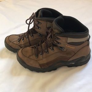 Mens Lowa Renegades Hiking boots size 12